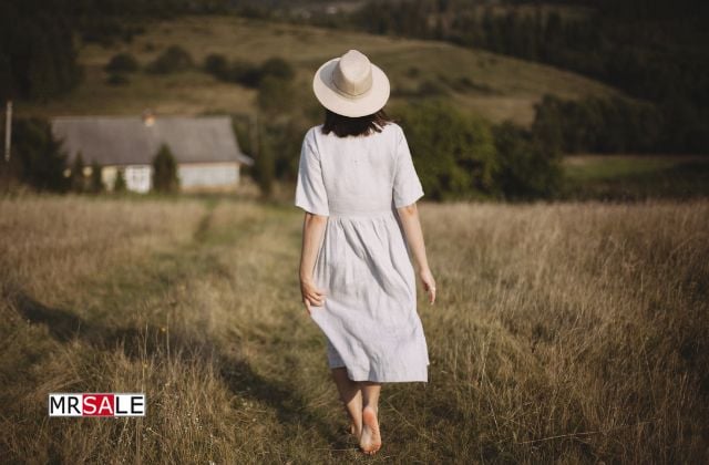 ekrü színű ruha nyárra